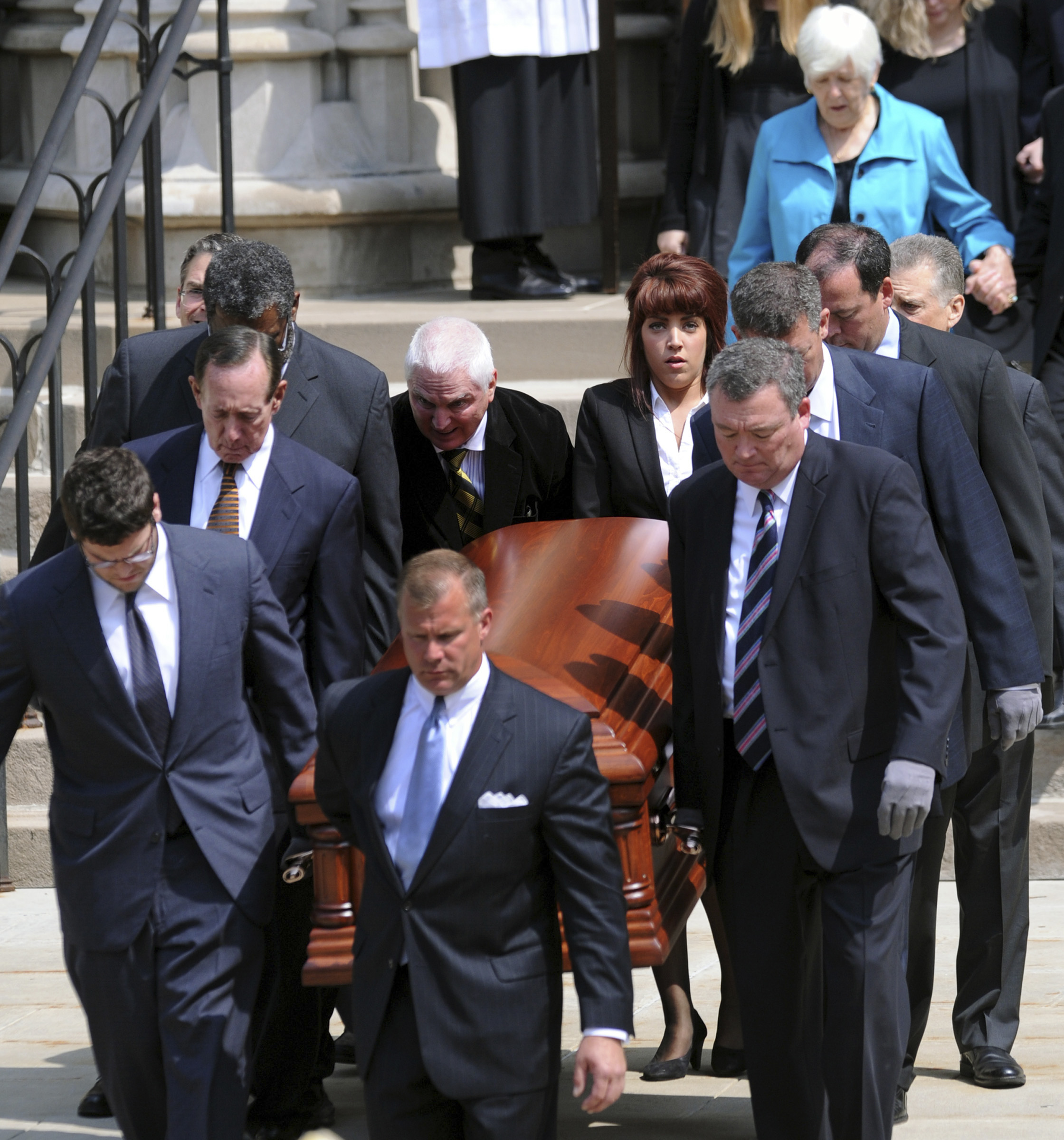 Steeler greats honor esteemed coach Chuck Noll