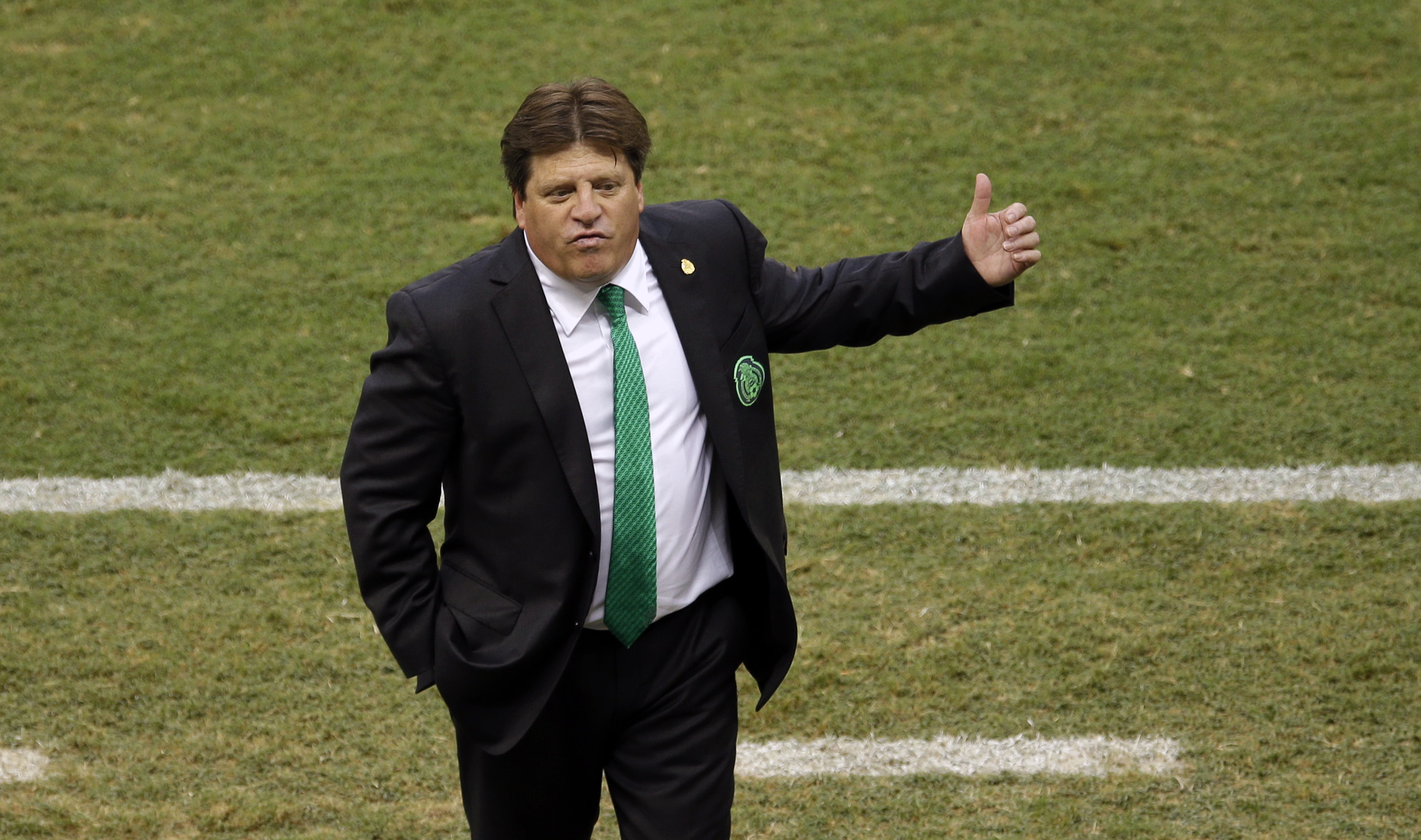 Mexico's Herrera rescues national team in style