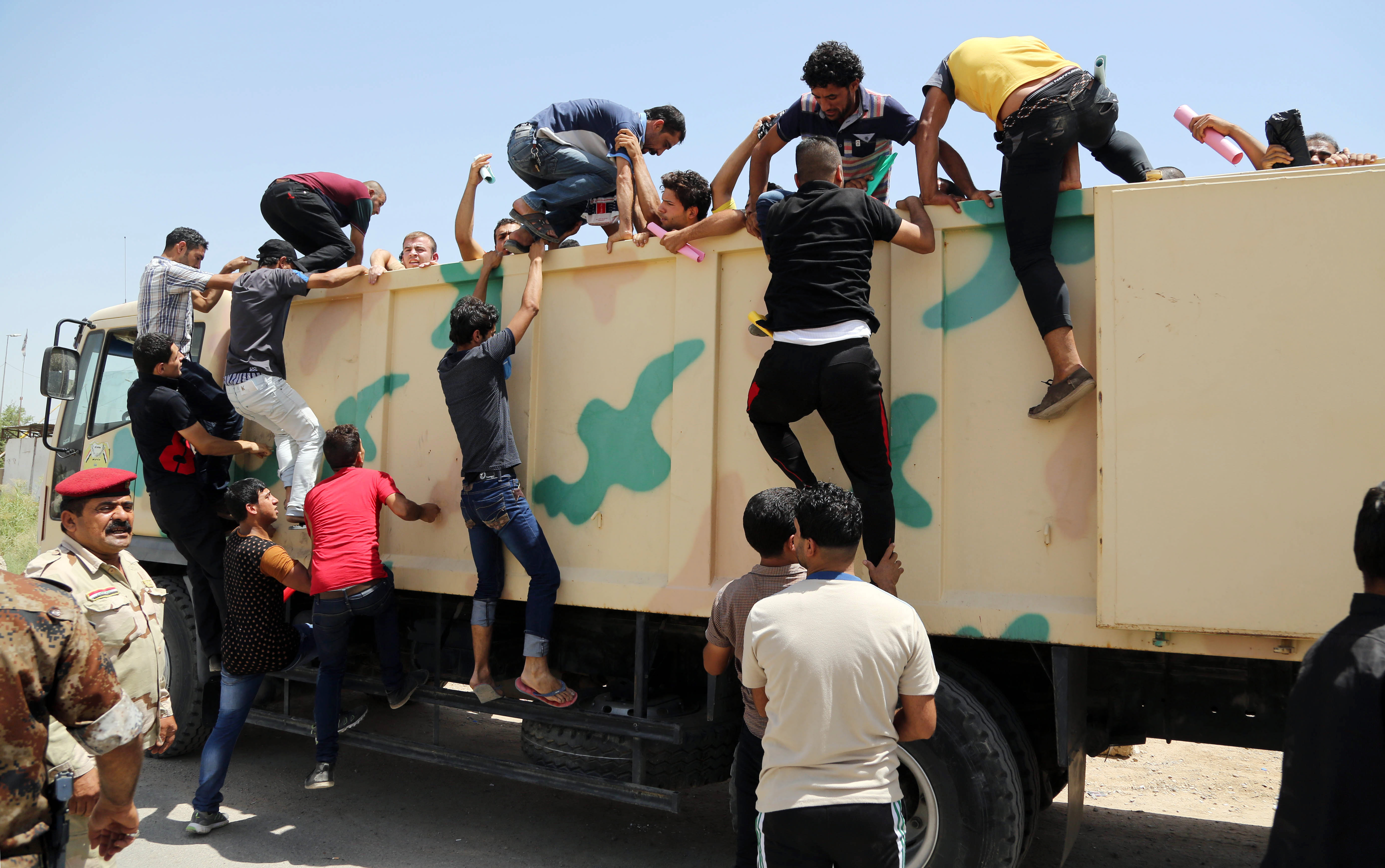 GOP leader: Obama may act in Iraq without signoff