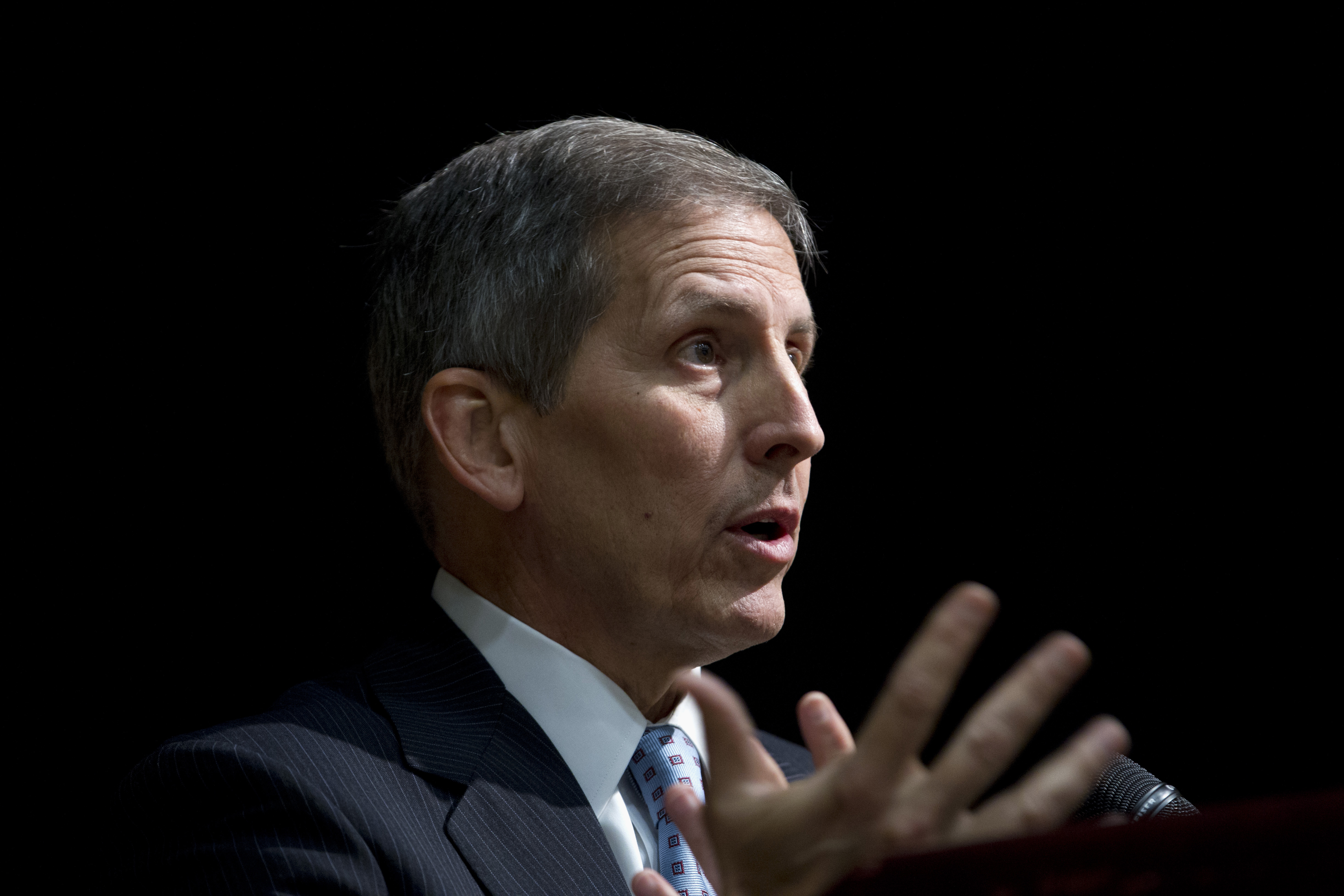 VA chief: More vets wait 30 days for appointment