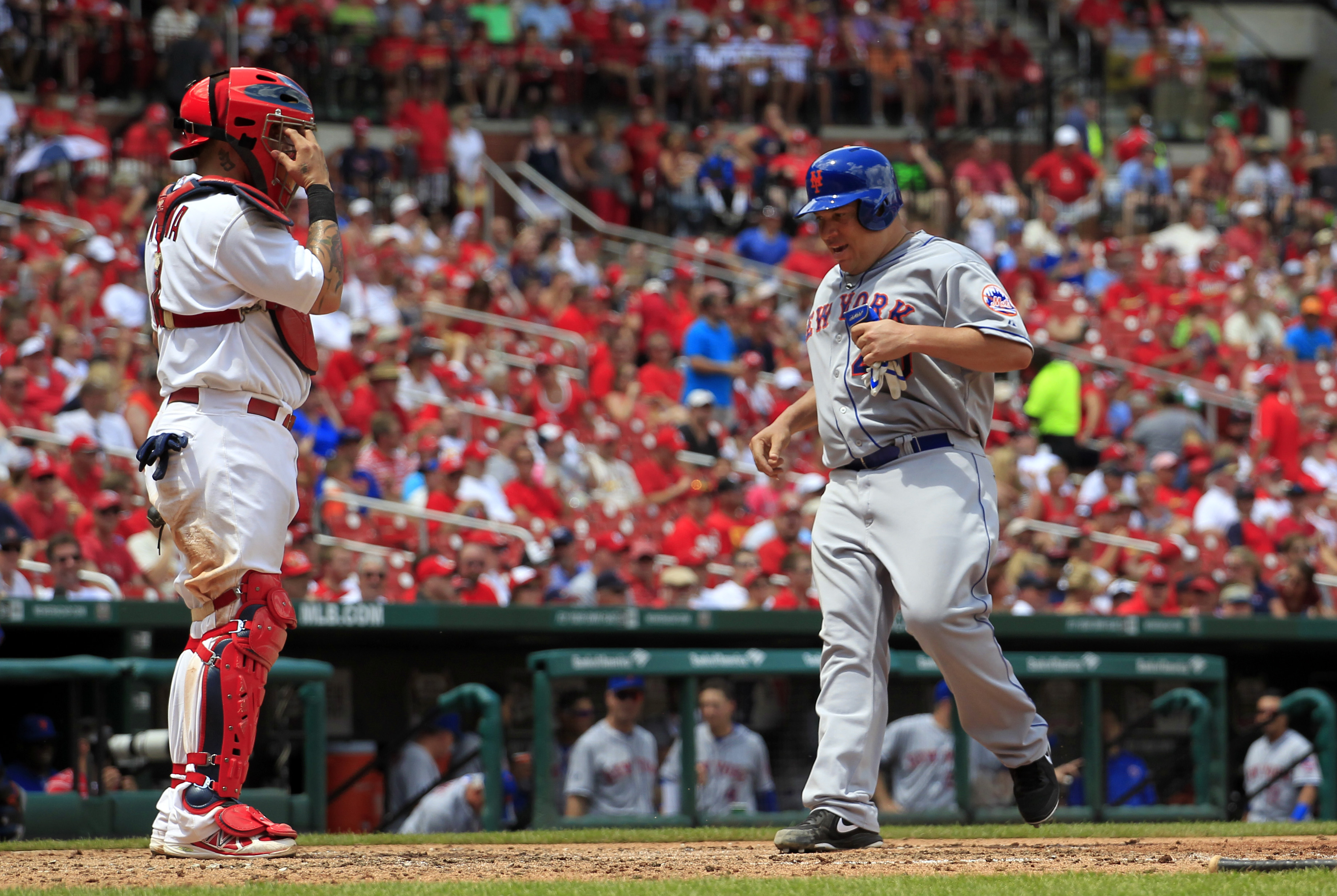 Lynn takes heat after Cardinals lose 3-2 to Mets