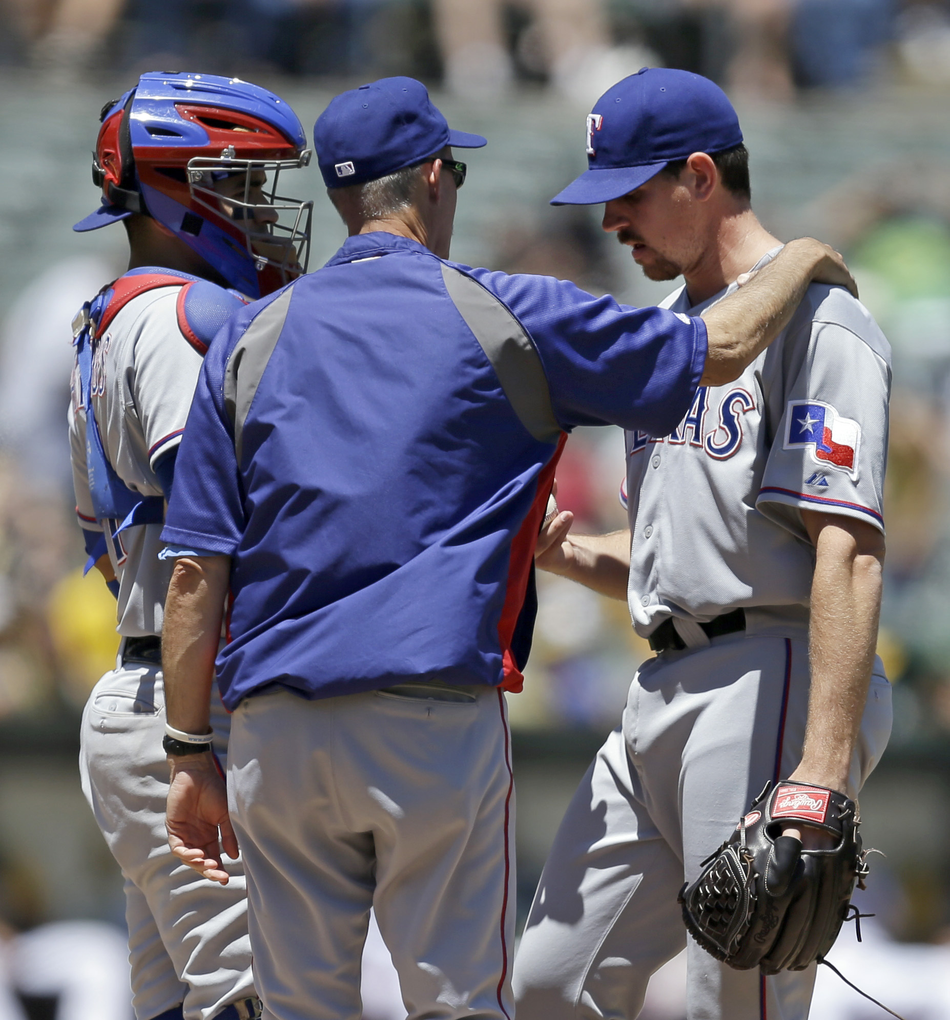 Rangers not worried about 9-game deficit to A's