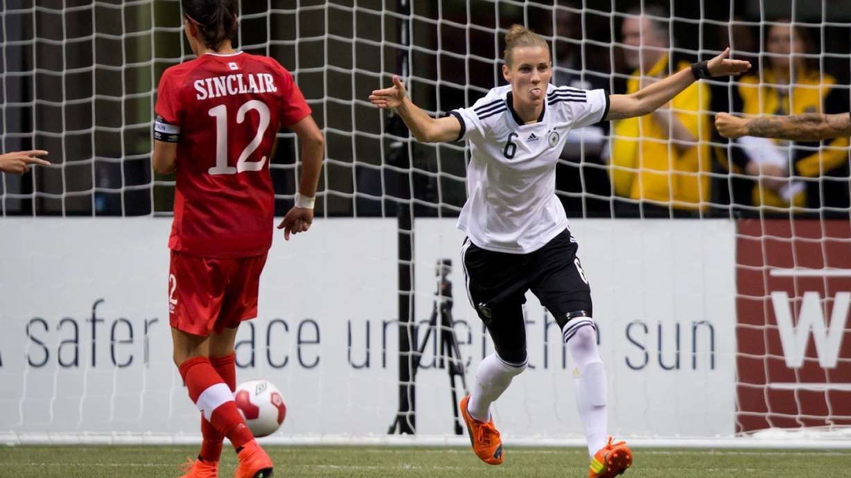 Germany beats Canada 2-1 in women's soccer game