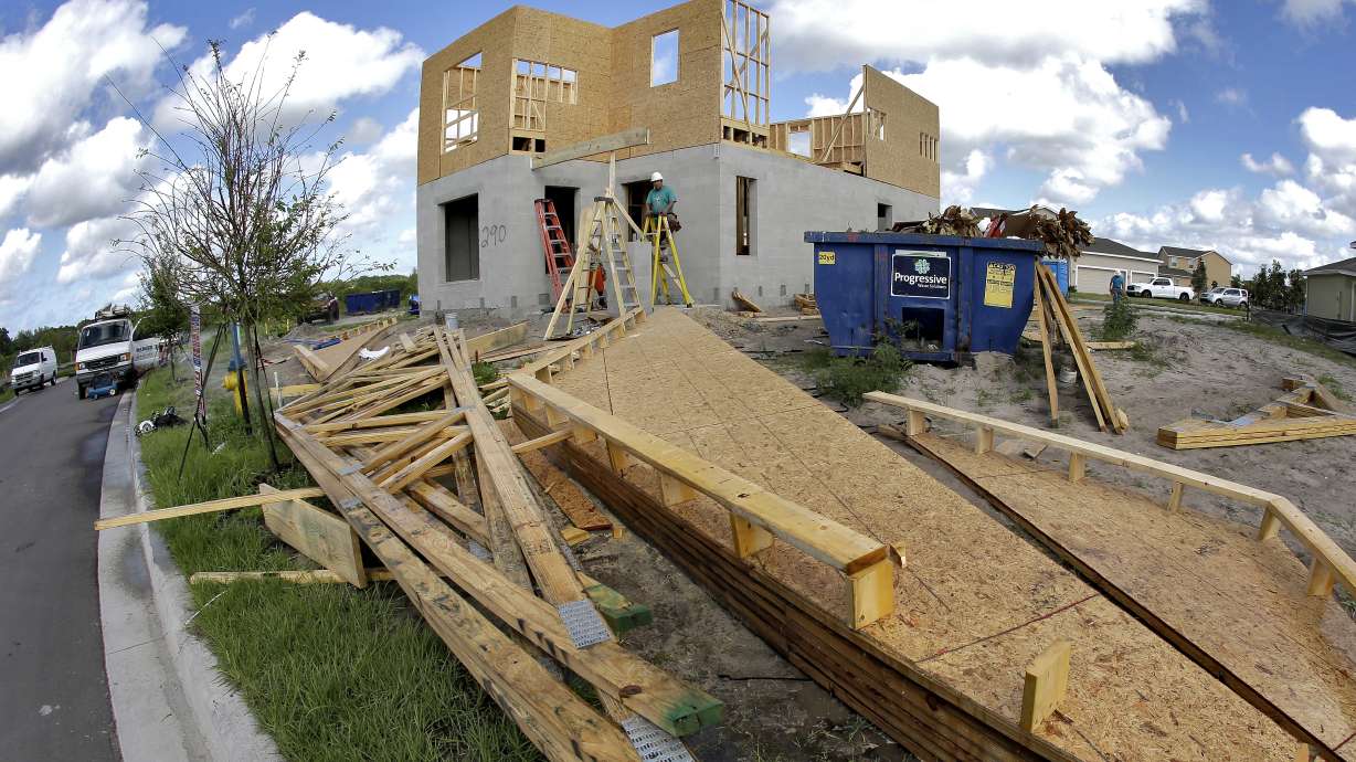 Gauge of US economy gains 0.5 percent in May