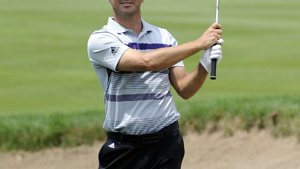 Steele shoots 62 to take Travelers lead