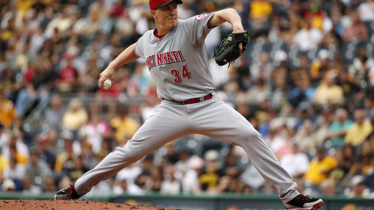 Pirates beat Reds on Russell walk-off walk in 12th