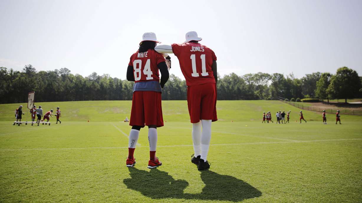 Falcons' Ryan tries to put dismal year behind him