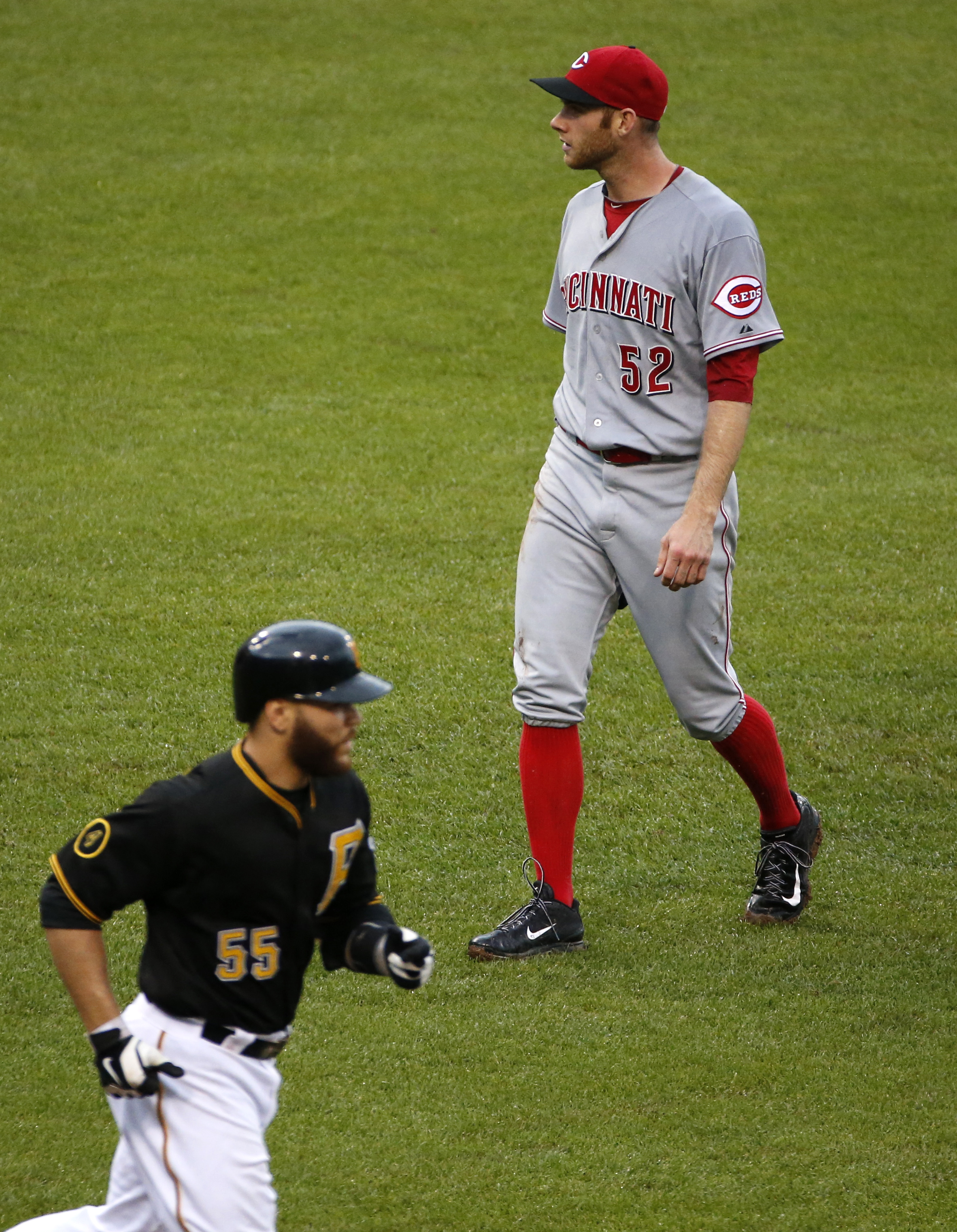 Reds done in by balks and walks in loss to Pirates