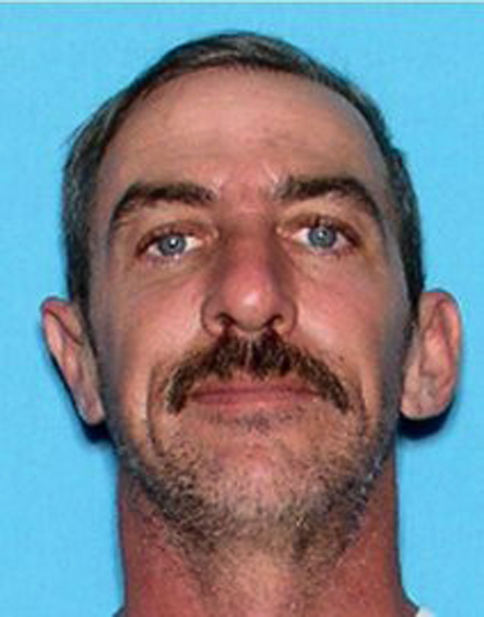 Police: Sex offender stabbed missing teen, self