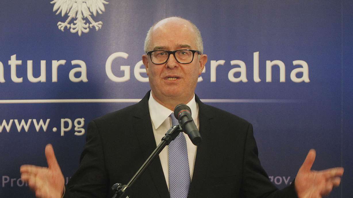 Poland: Prosecutors erred in laptop seizure try