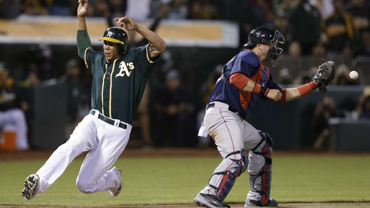 Crisp's single in 8th lifts A's past Red Sox, 4-3