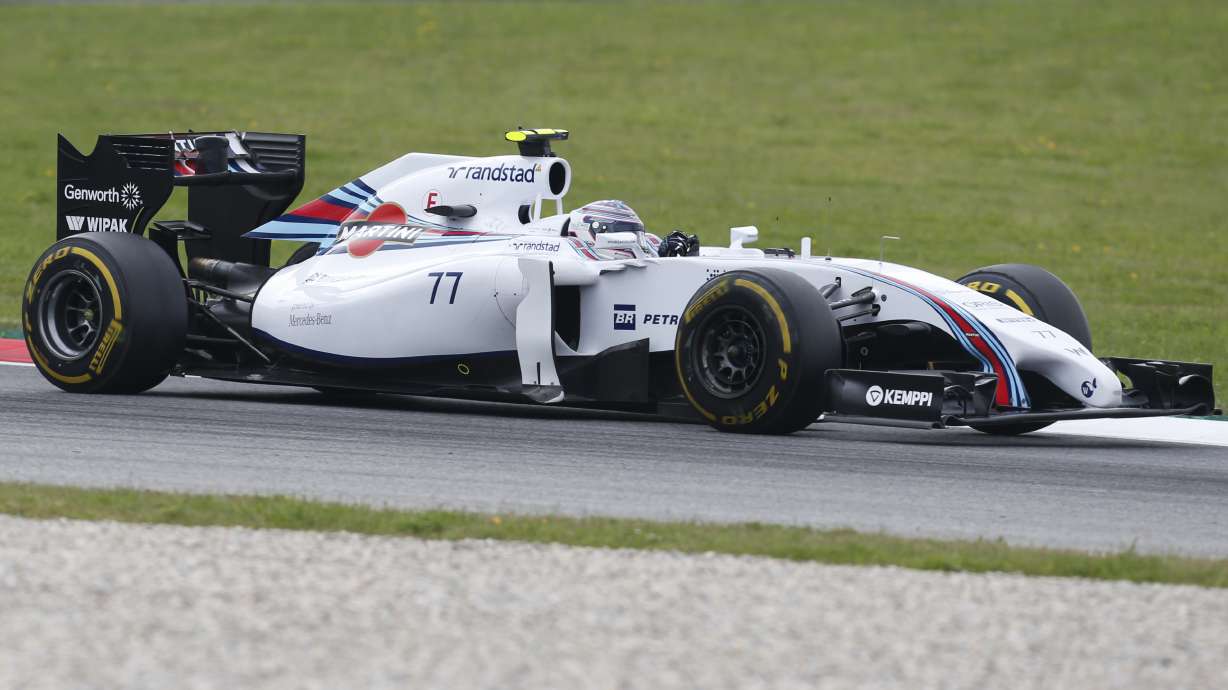 Williams' Massa takes pole for Austrian GP