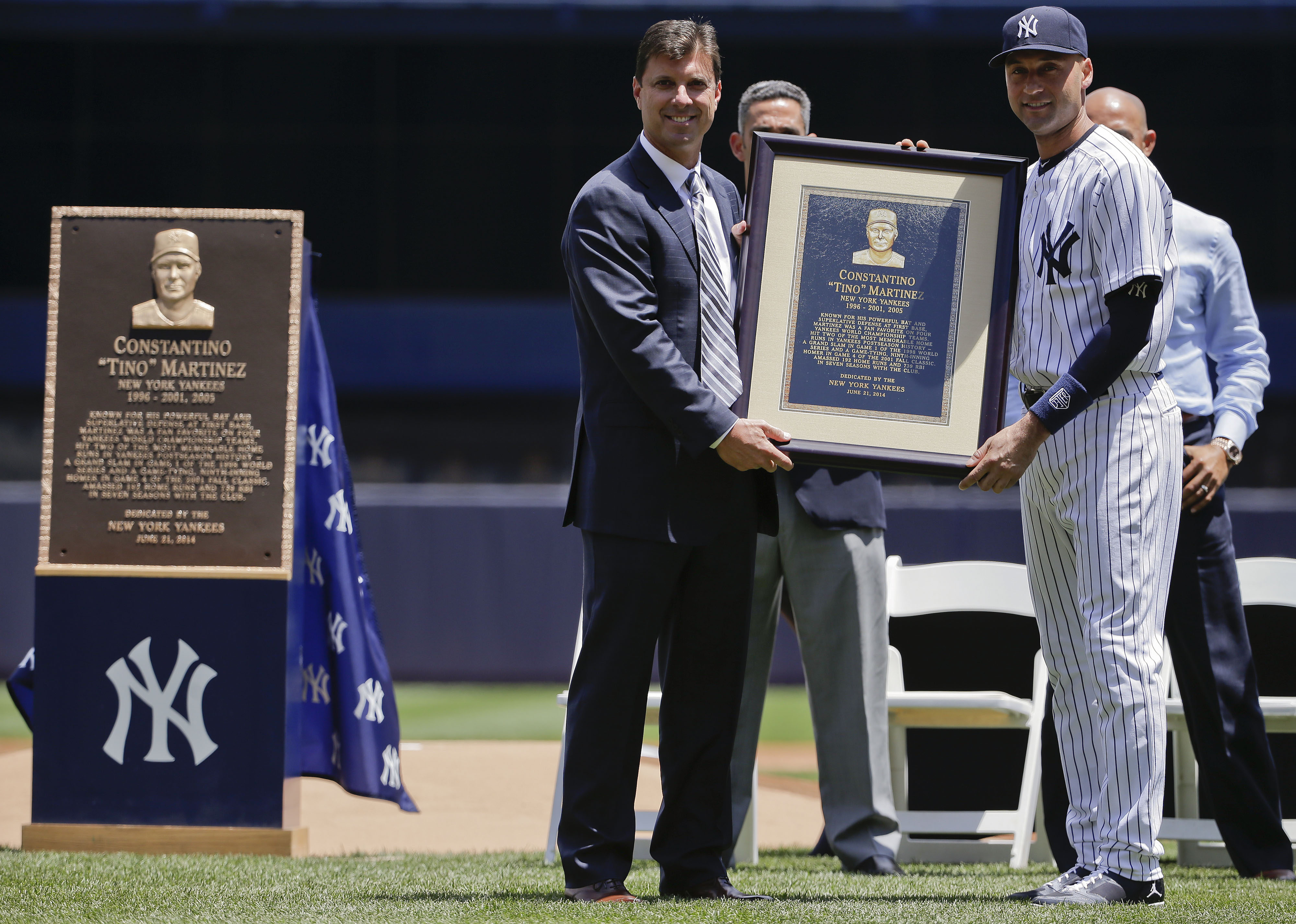 Cruz, Hardy power Orioles to 6-1 win over Yankees