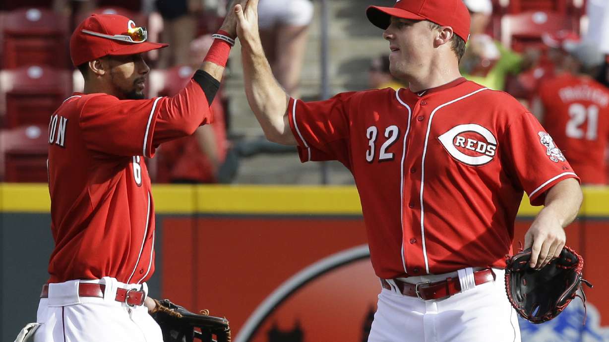 Blue Jays fade fast, lose to Reds 11-1