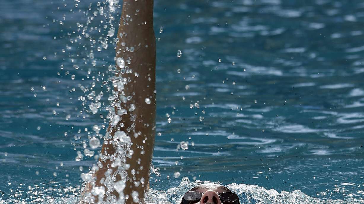 Franklin wins 200 free in Santa Clara Grand Prix