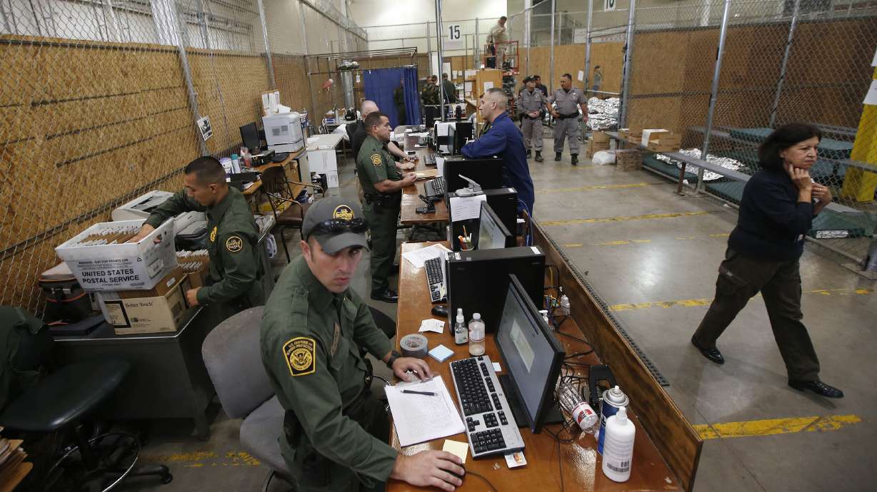 US releases immigrant families, won't say how many