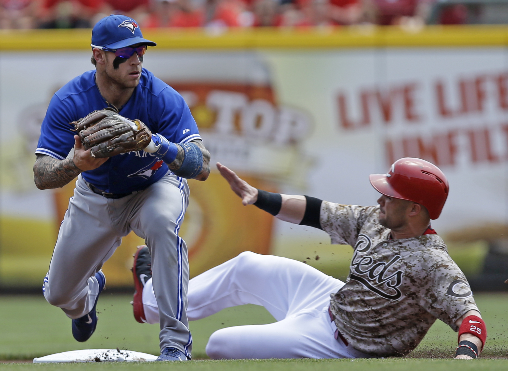 Blue Jays' Lawrie on DL, Bautista sits for now