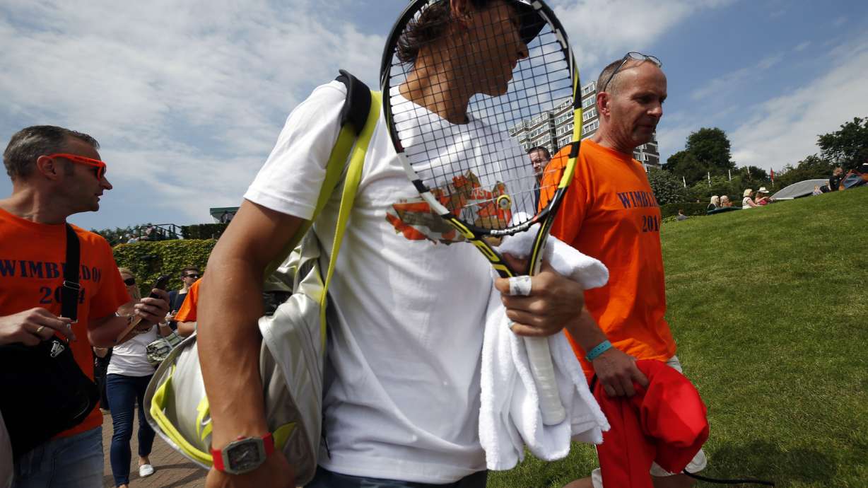 5 things at Wimbledon: Williams, Sharapova start