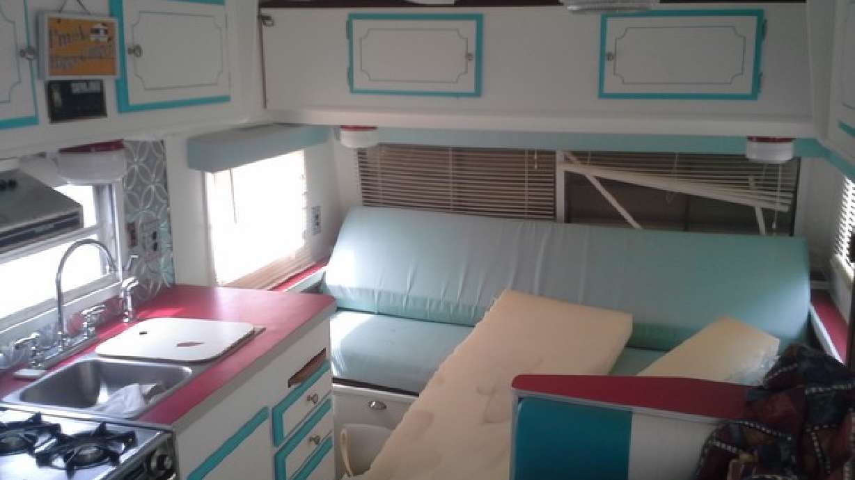 Man finds beloved stolen trailer