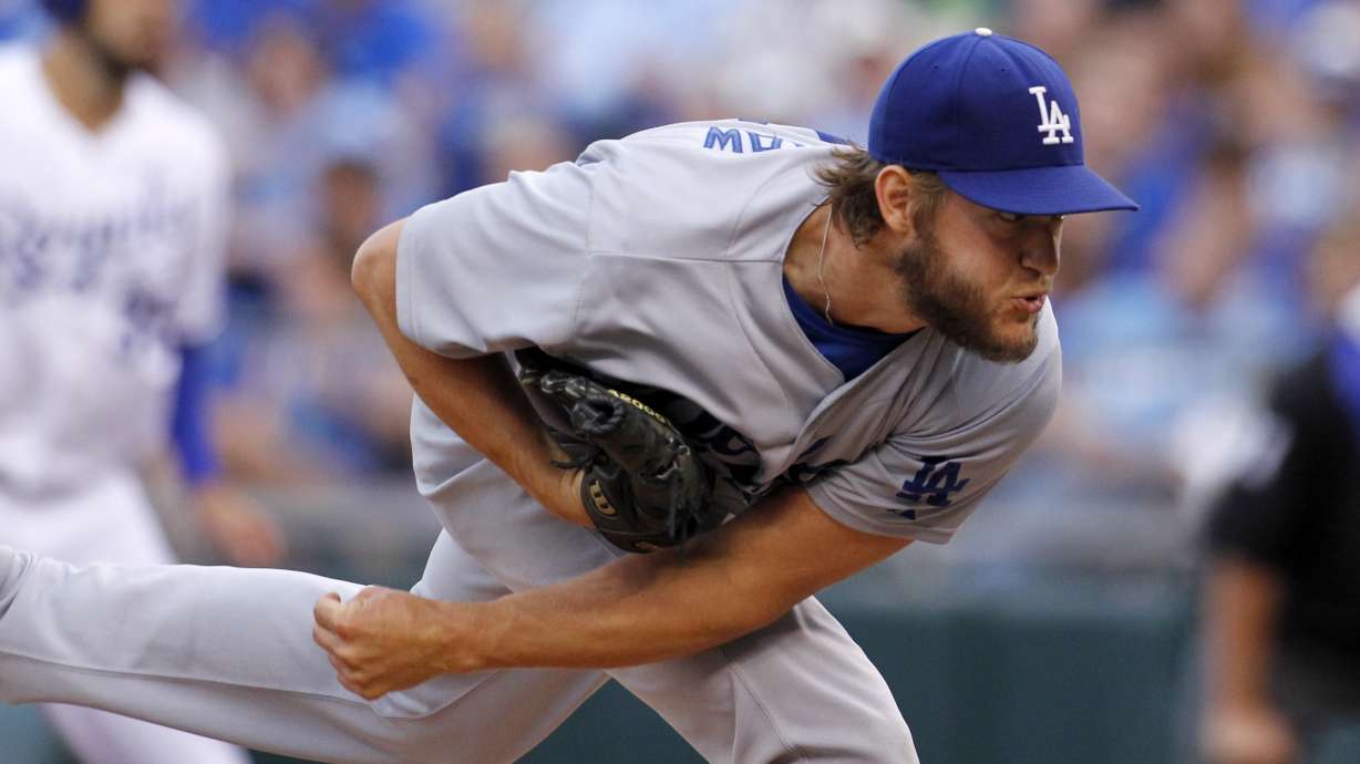 Kershaw pitches Dodgers to 2-0 win over Royals
