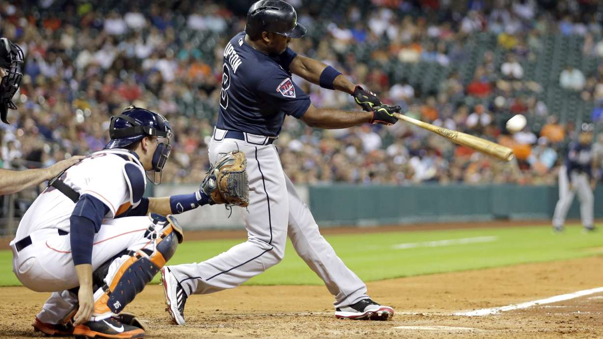 Upton brothers both hit HRs, Braves beat Astros