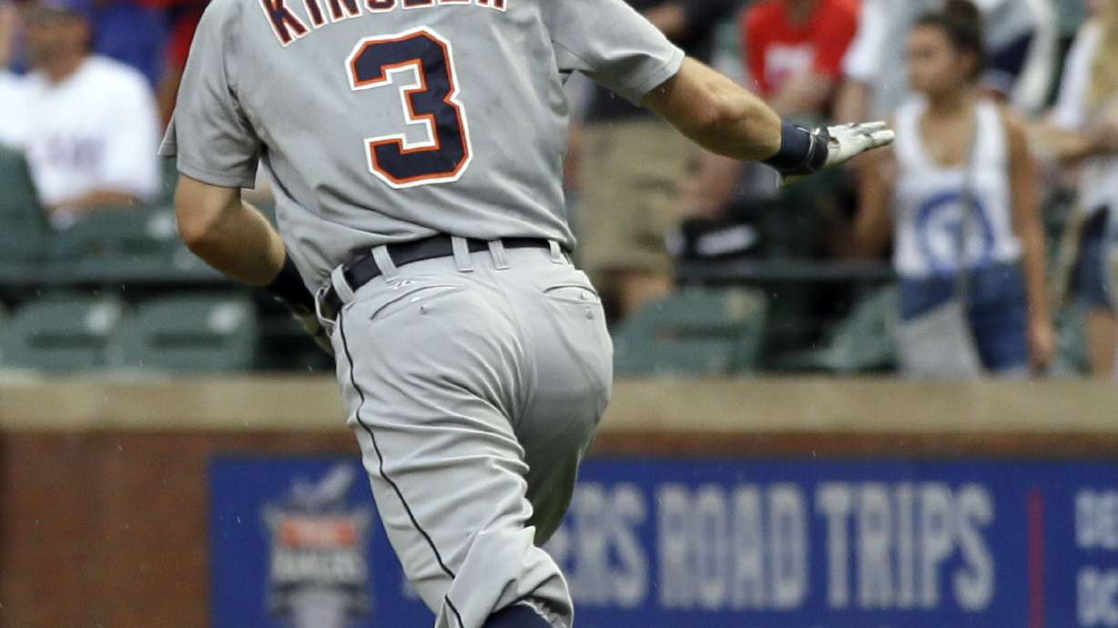 Kinsler HR in return, Tigers beat Rangers 8-2