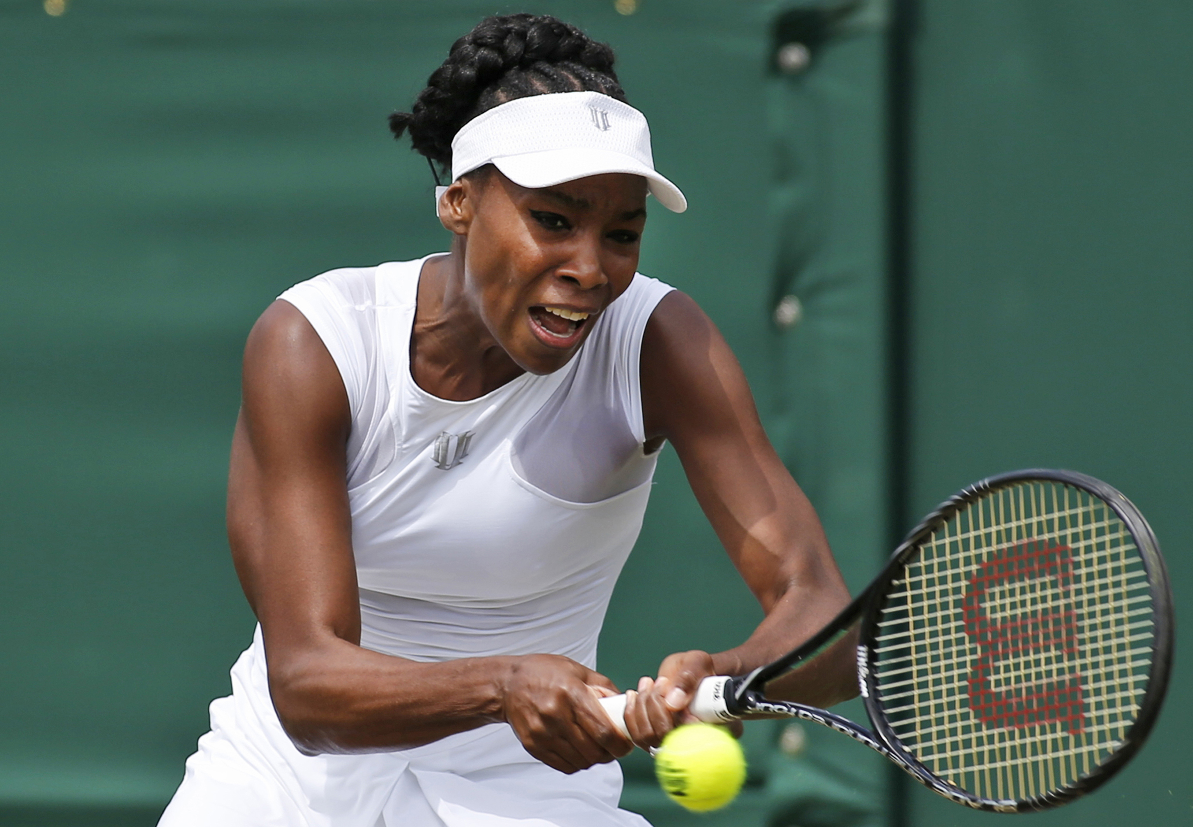 Venus Williams a factor at Wimbledon; Kvitova next