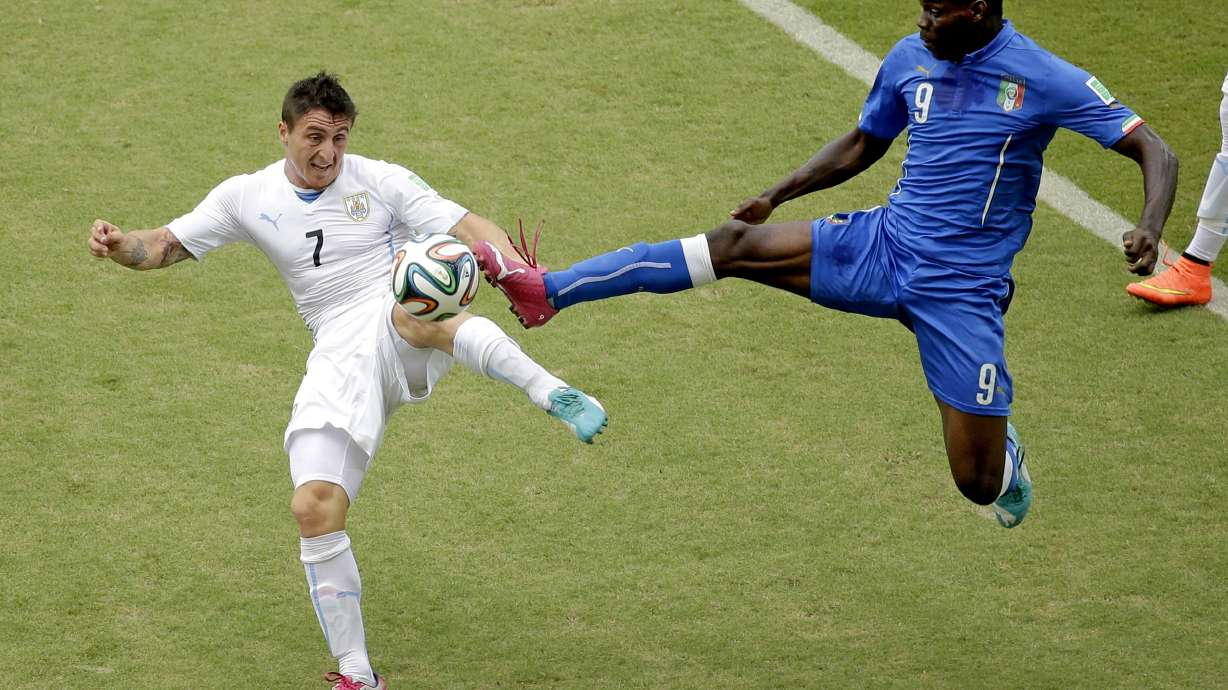 Balotelli hits back at criticism, discrimination