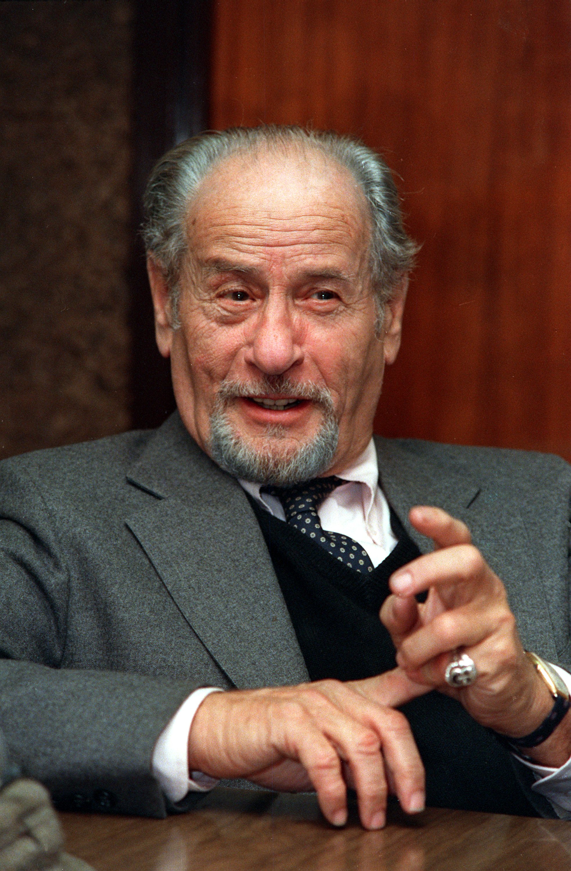 Eli Wallach, veteran character actor, dies at 98