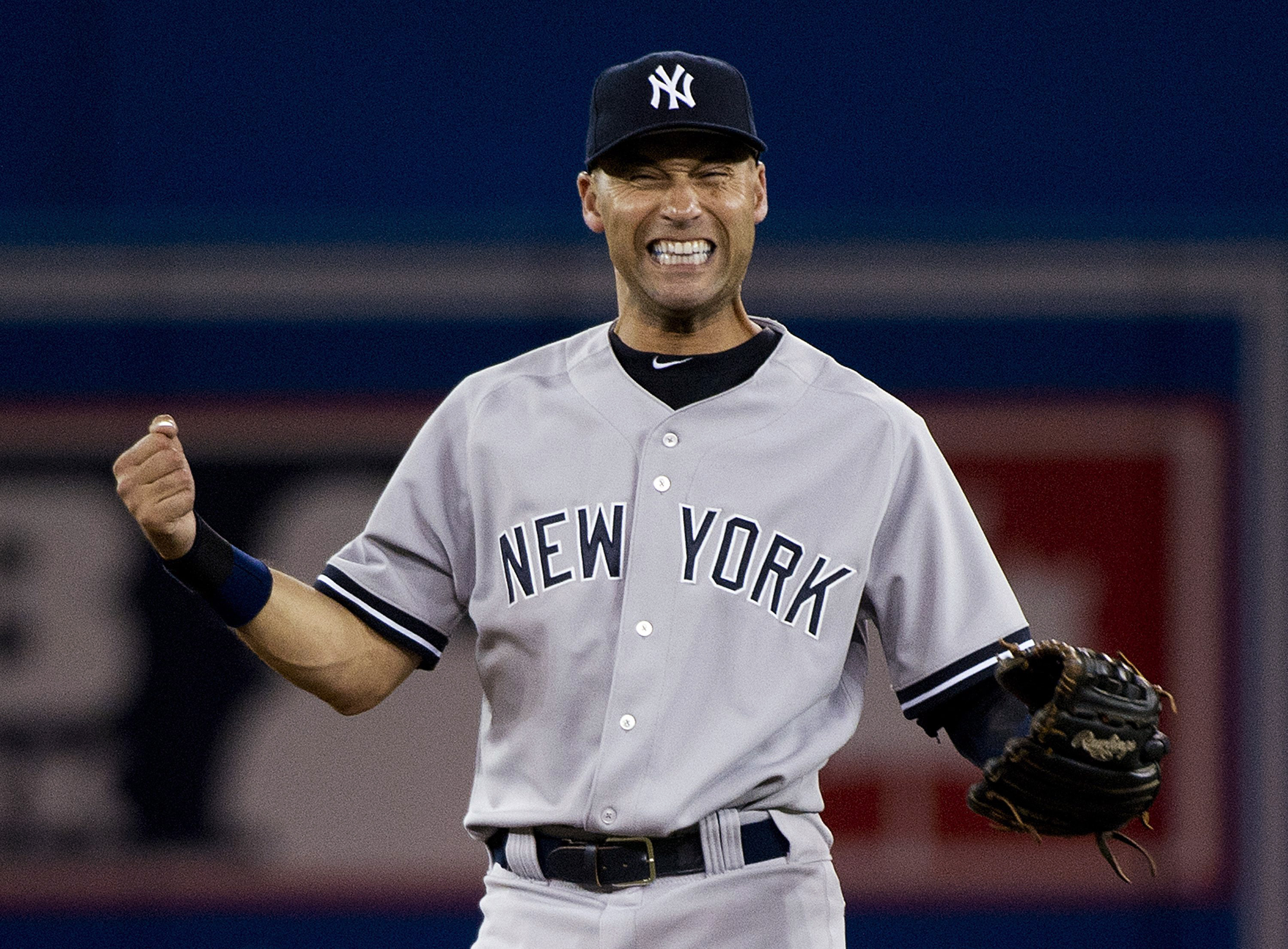 Hutchison takes loss as Yankees beat Blue Jays 5-3