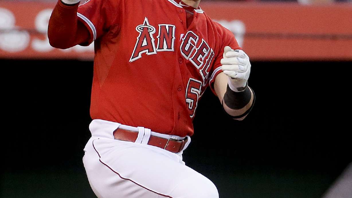 Garrett Richards pitches Angels past Twins 6-2