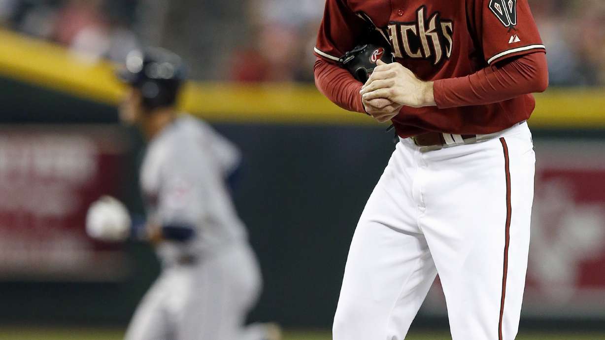Diamondbacks lose to Indians 6-1