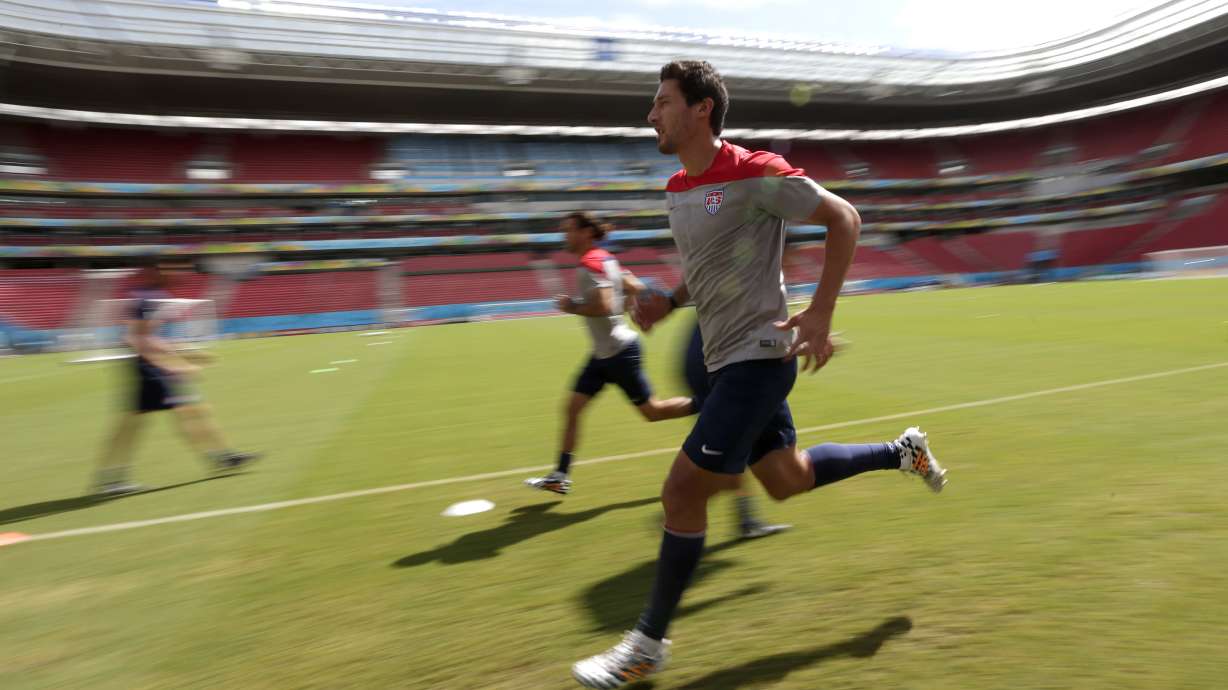 Cameron replaced by Gonzalez for US vs Germany