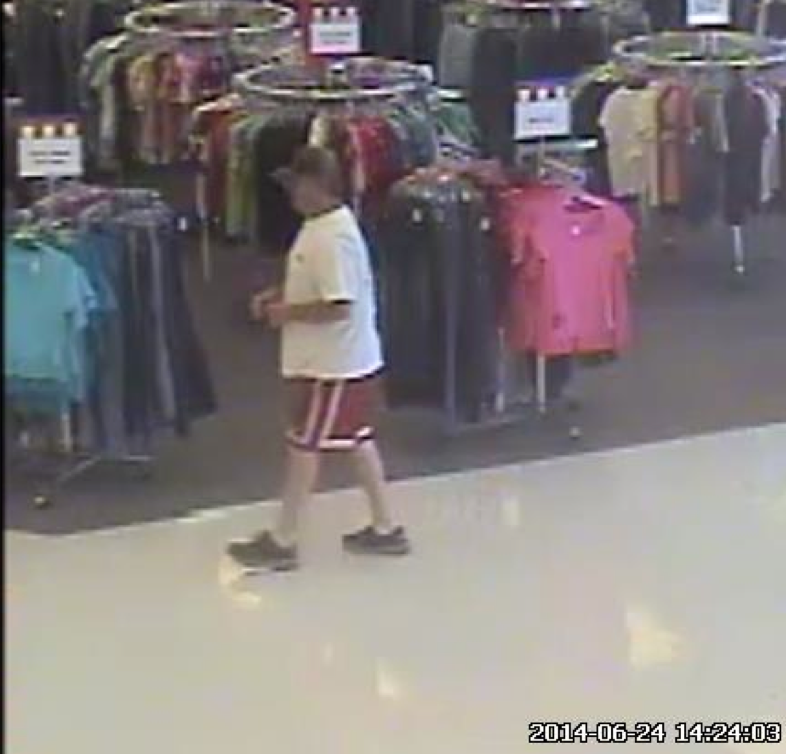 Man who allegedly exposed himself in thrift store turns himself in