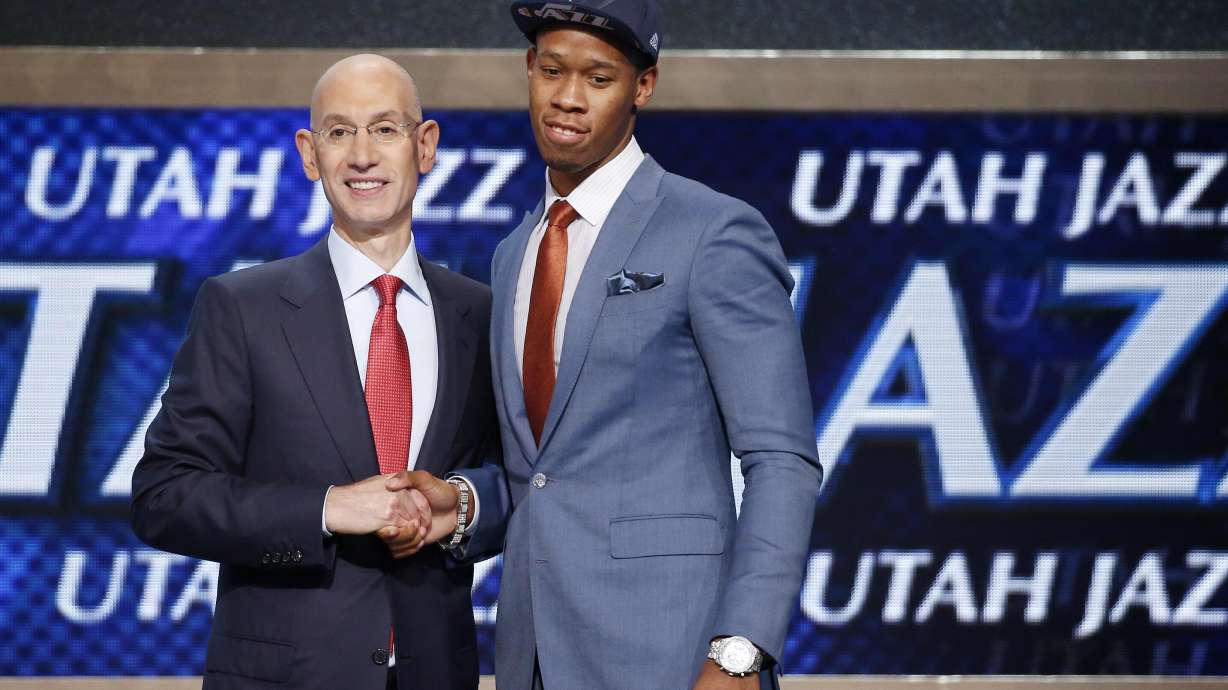 Jazz take SF Rodney Hood with 23rd pick