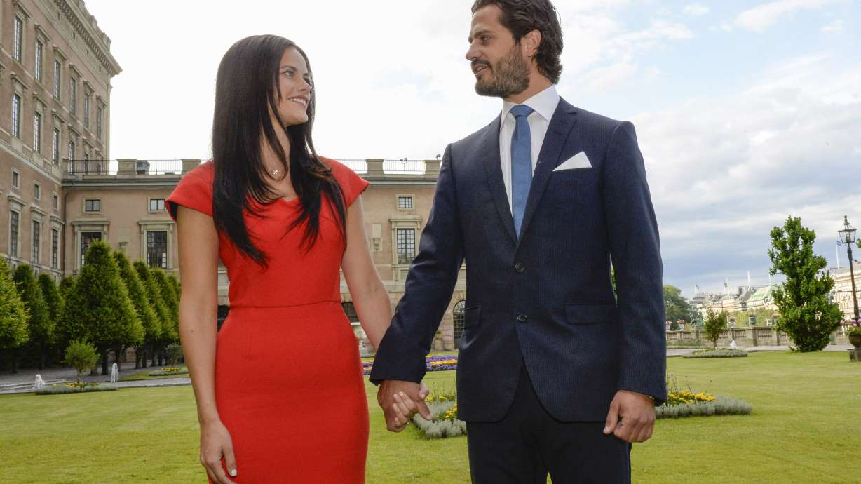 Swedish Prince Carl Philip engaged to former model
