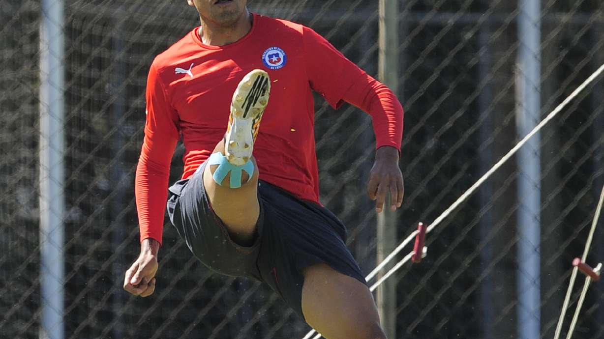 Chile injury concerns before Cup match vs Brazil