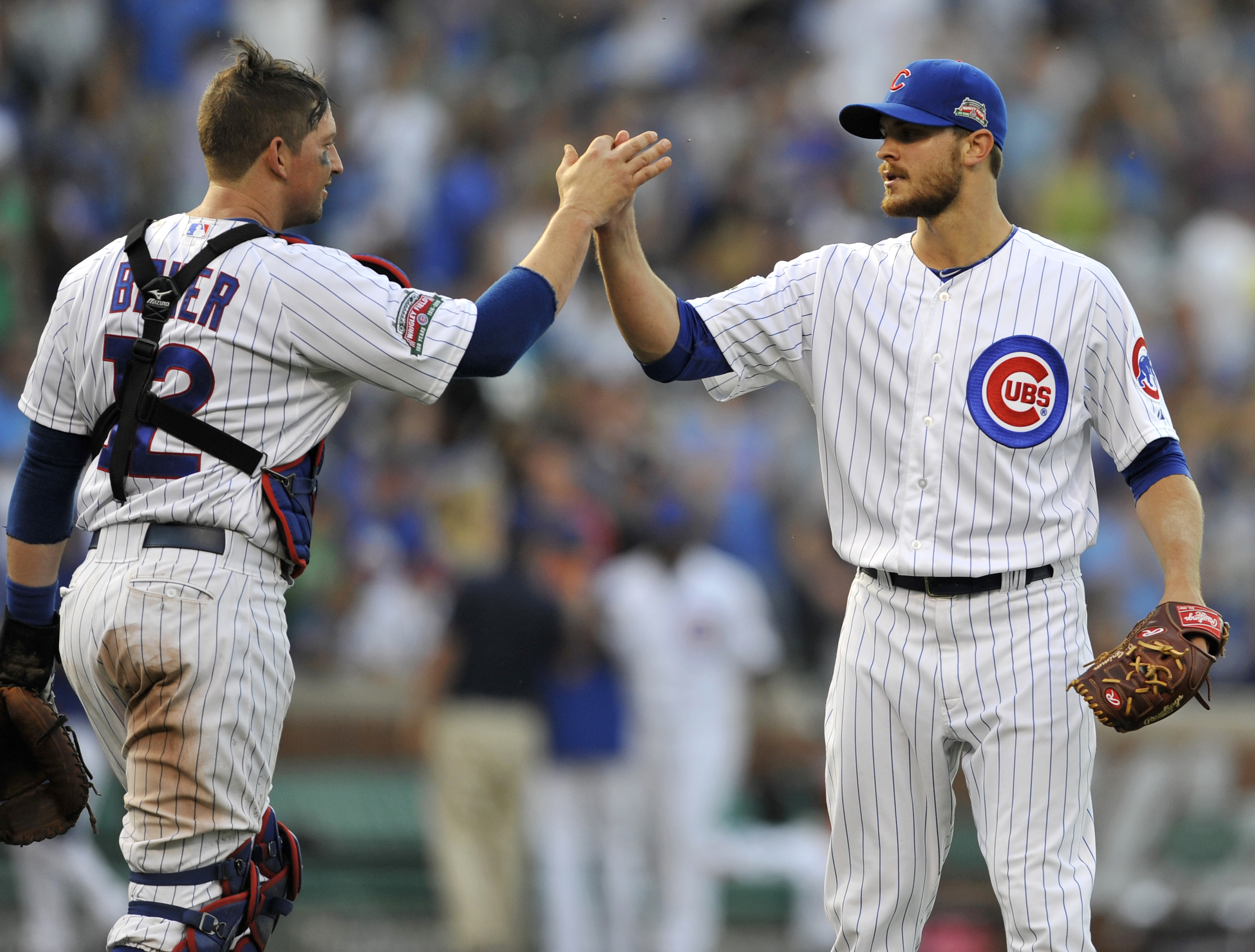 Roark's win streak ends in 7-2 loss to Cubs