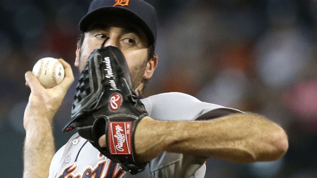 Castro's HR in 11th leads Astros over Tigers 4-3