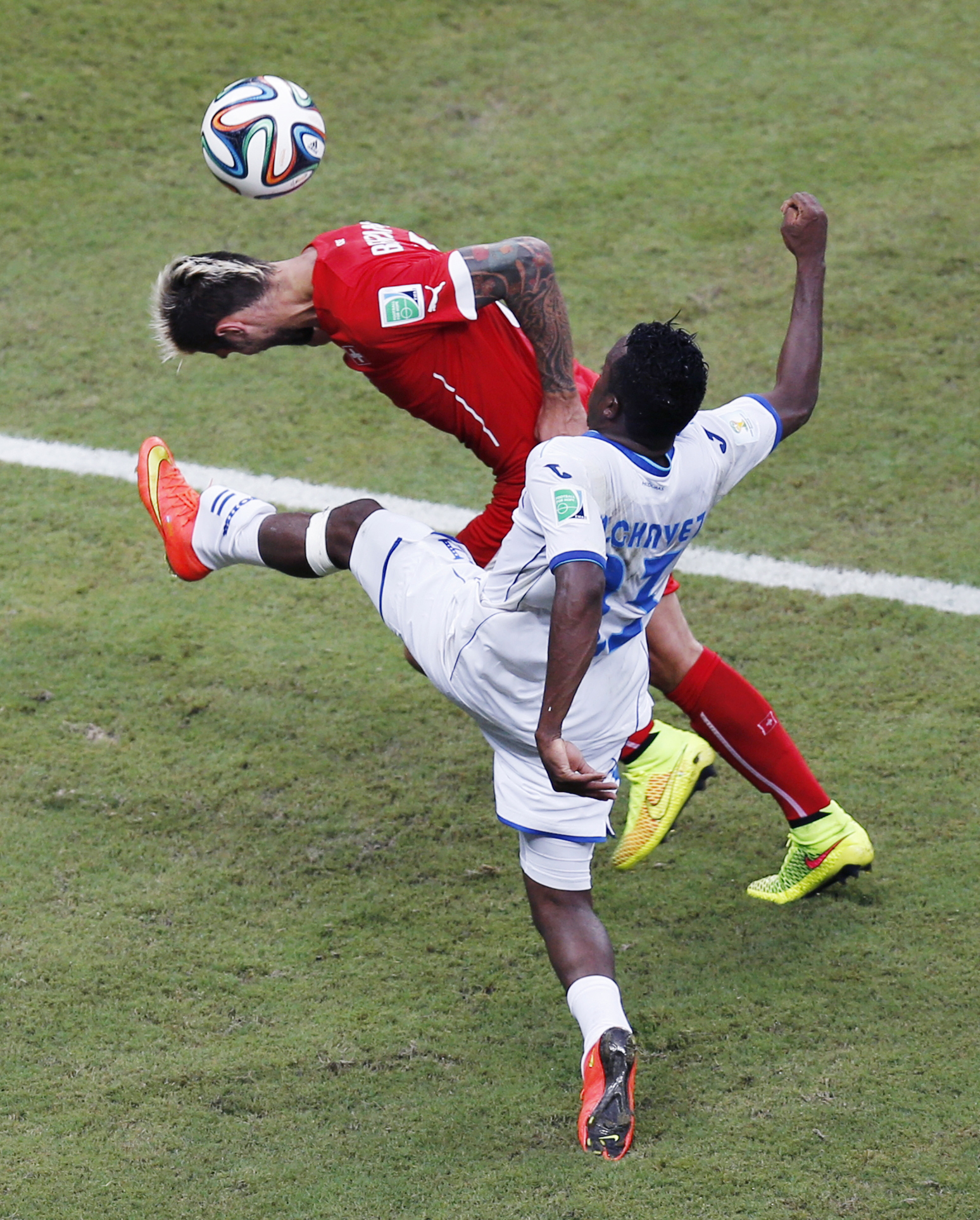 Swiss forward Gavranovic out with knee injury