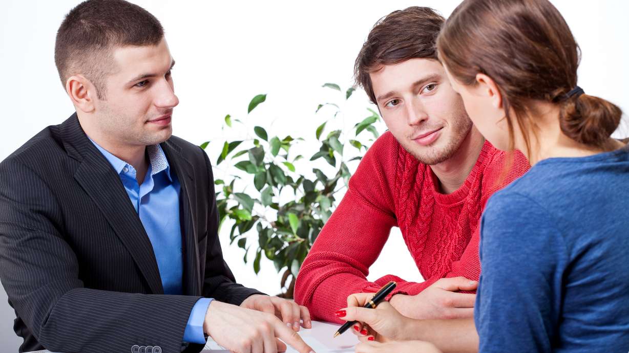 Investors should beware of 'low-risk' opportunities, experts say