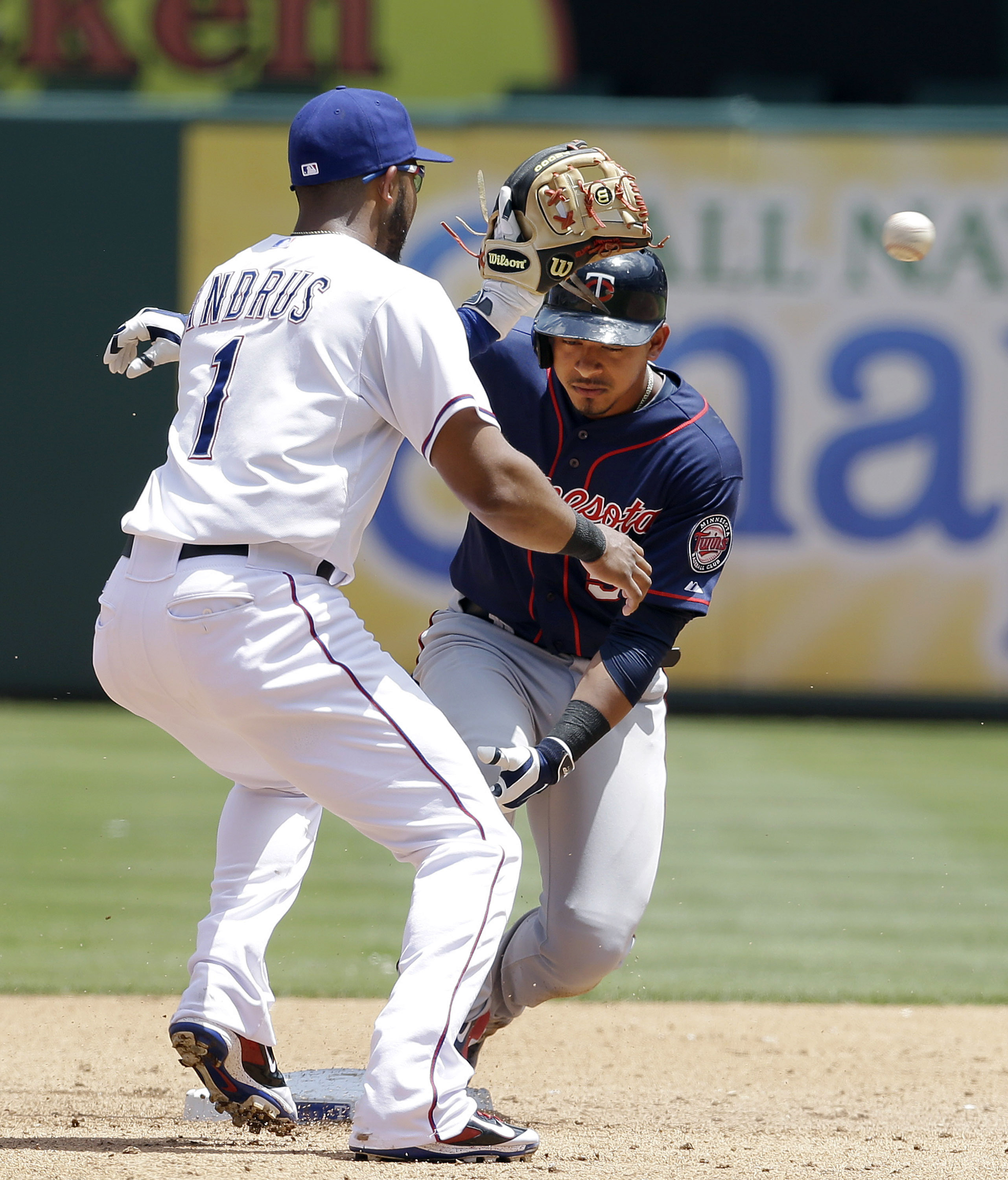 Morales has big hit, leads Twins past Rangers 3-2