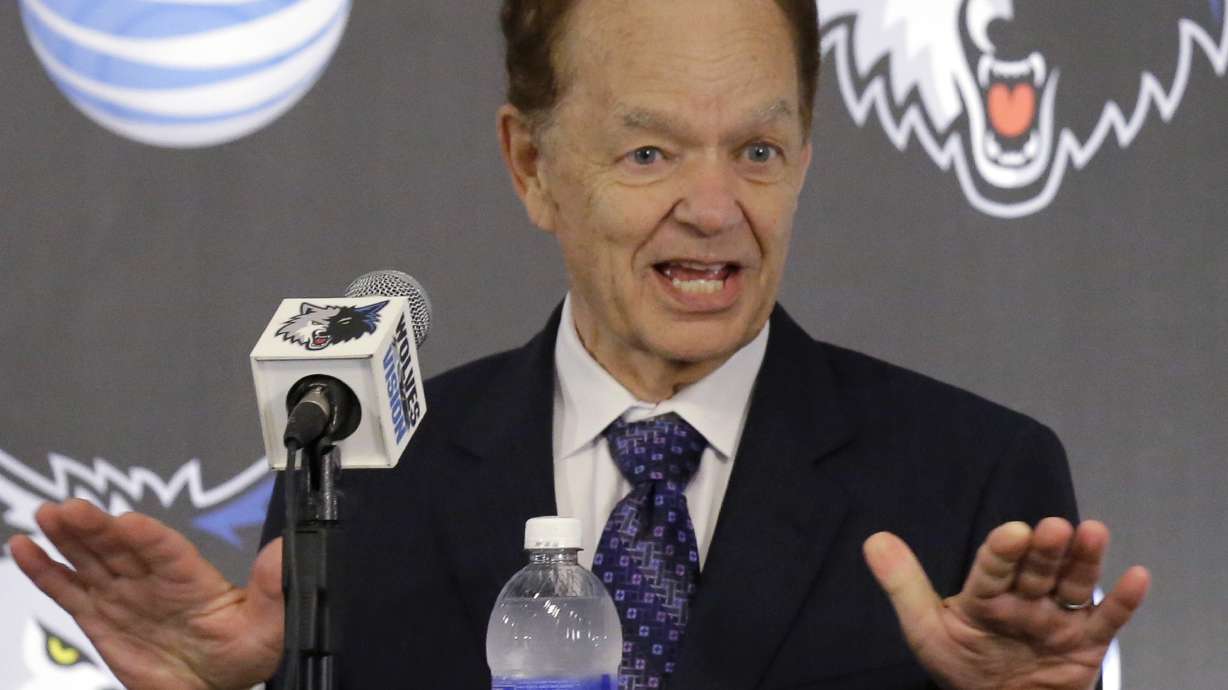 Timberwolves owner closes Star Tribune purchase