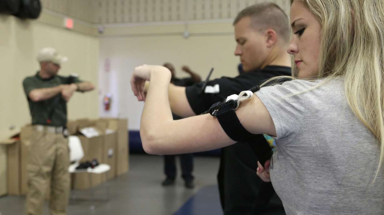 Tourniquets make comeback with American police