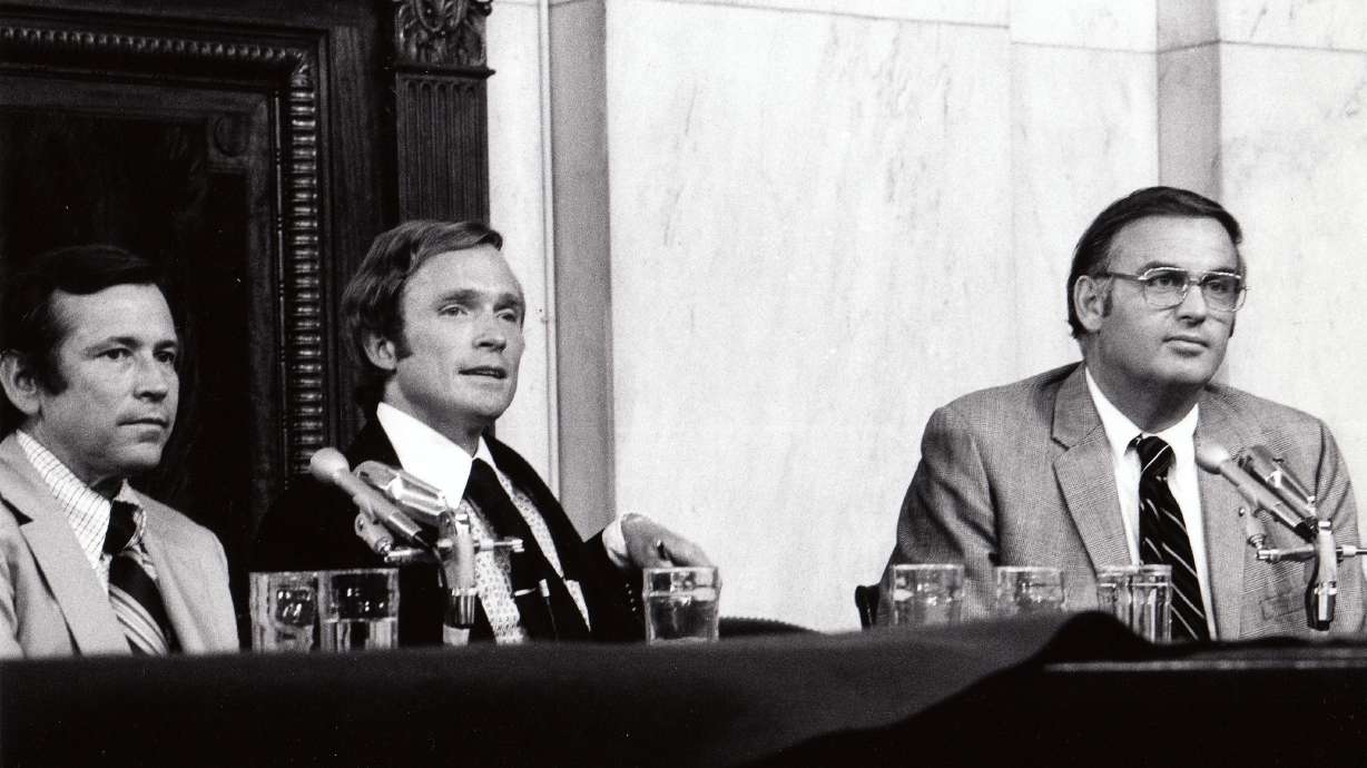 Watergate as seen through eyes of Dick Cavett show