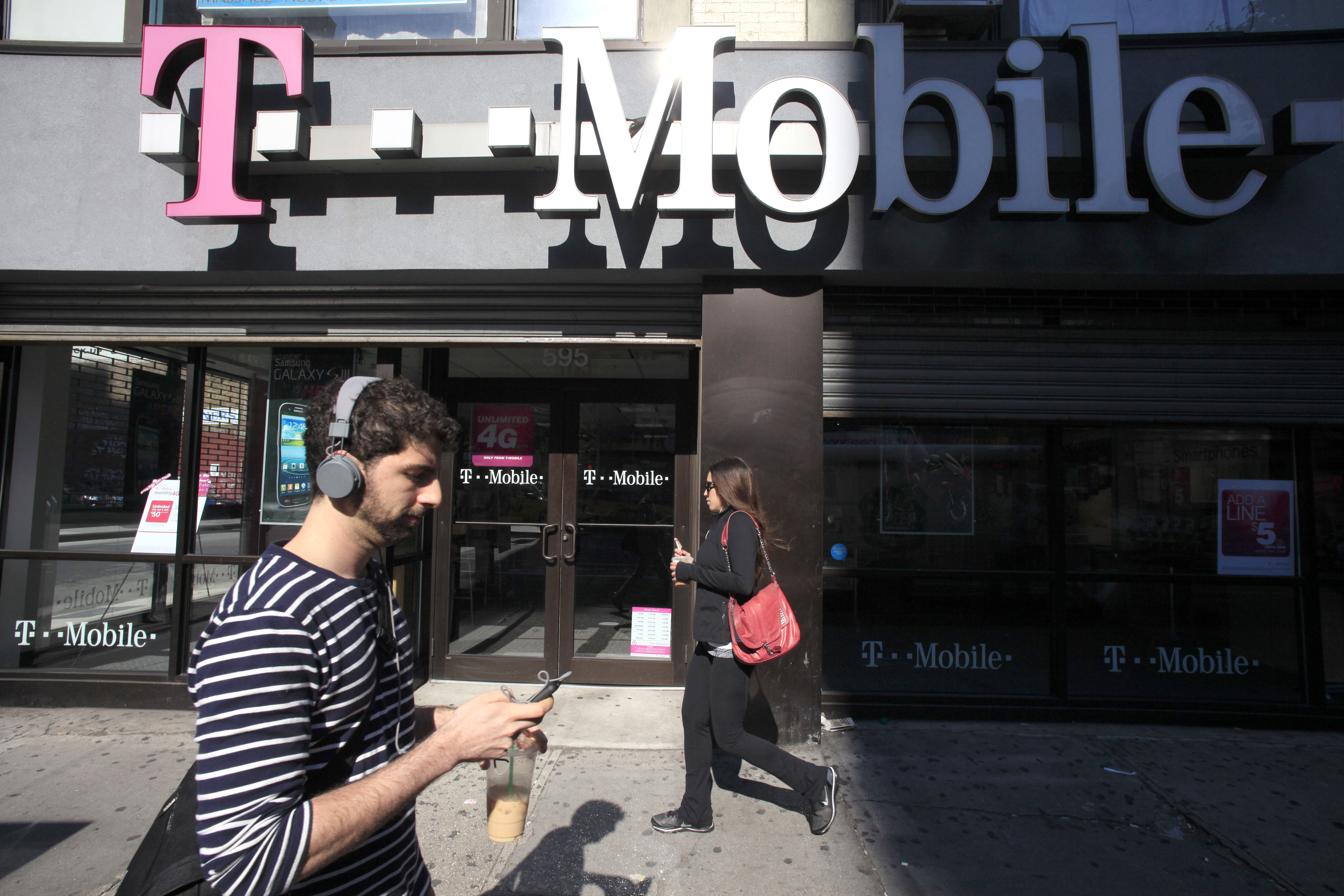 Regulators accuse T-Mobile of bogus billing