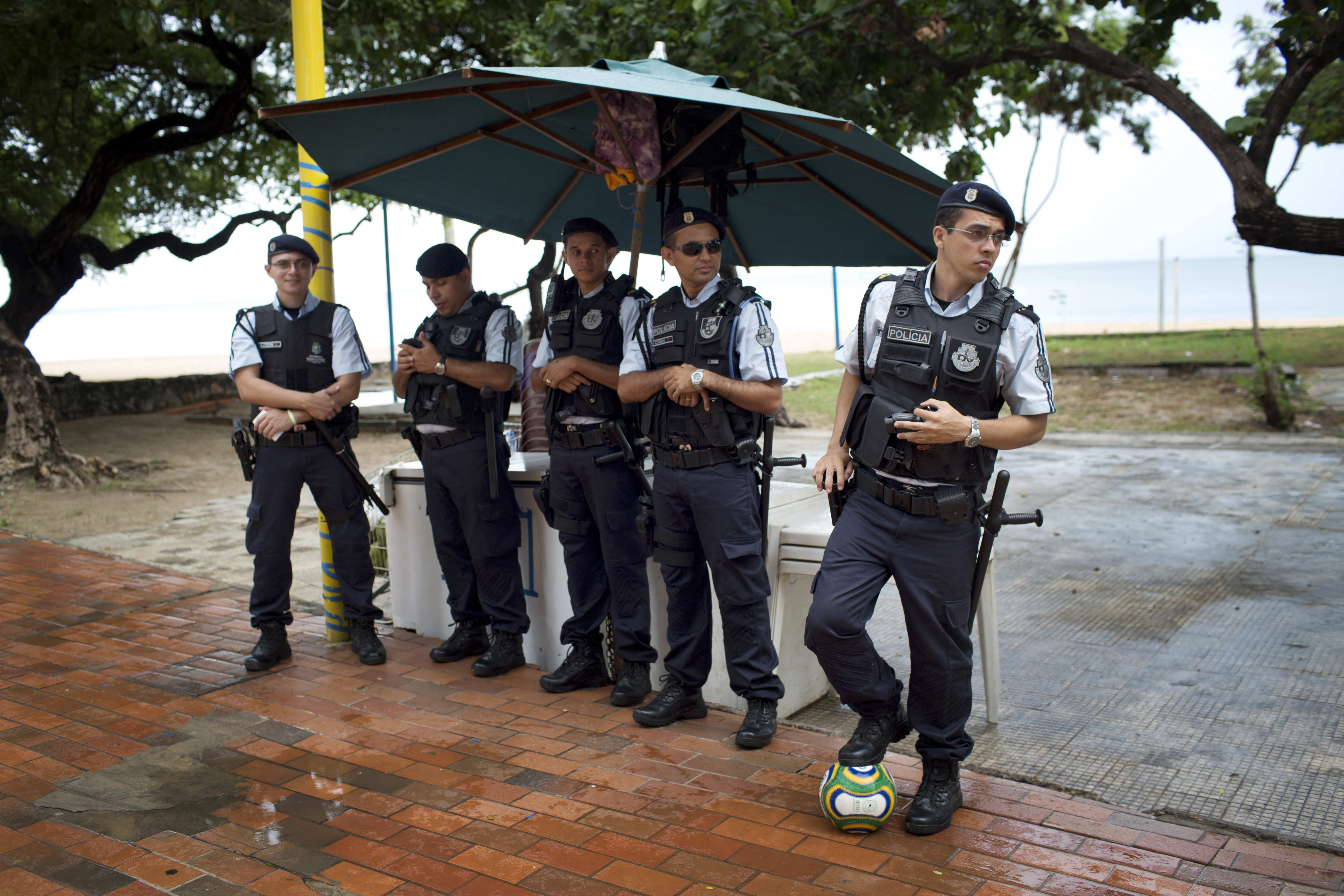 Brazil takes breather on World Cup rest days