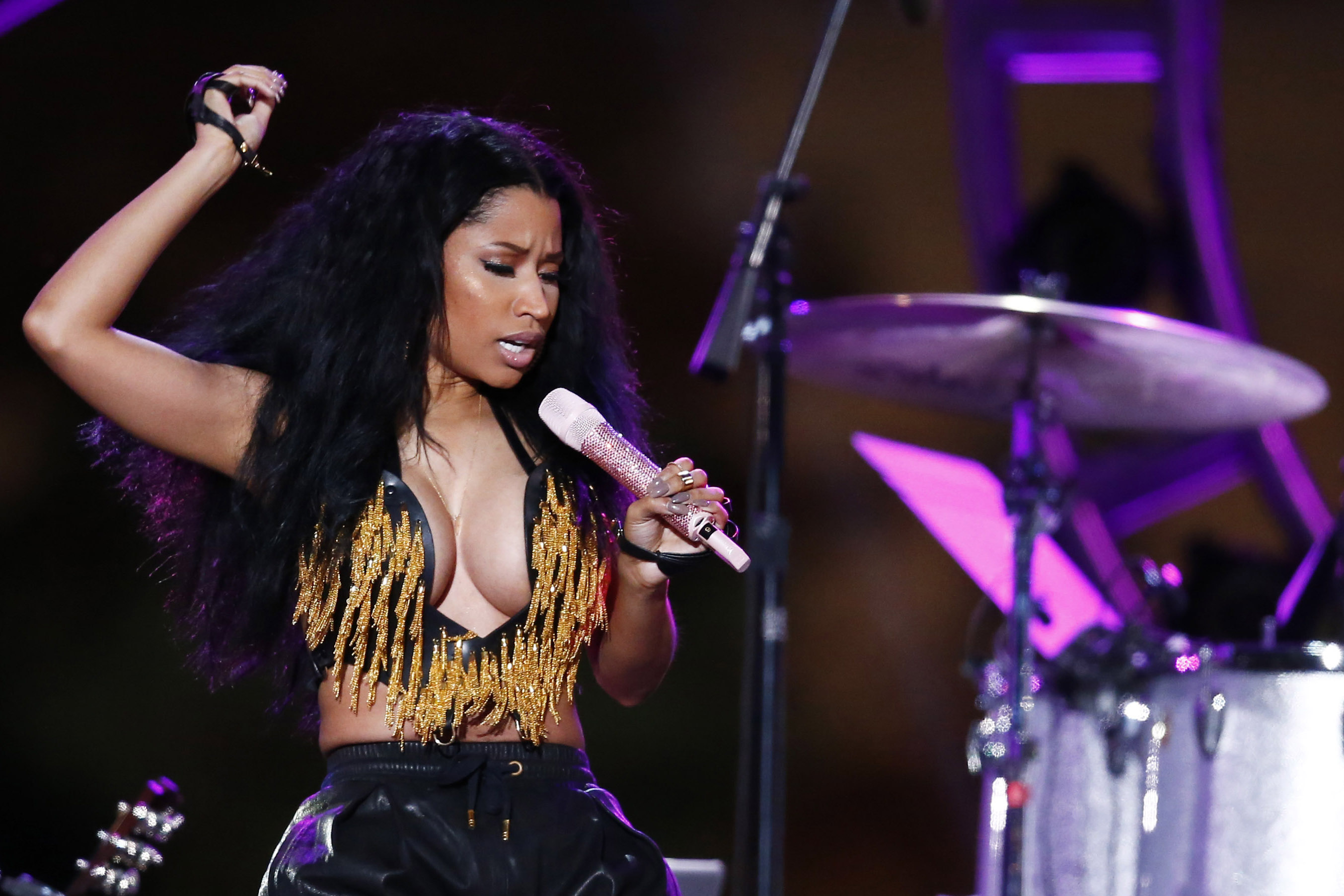 The Roots act as house band for Nicki Minaj