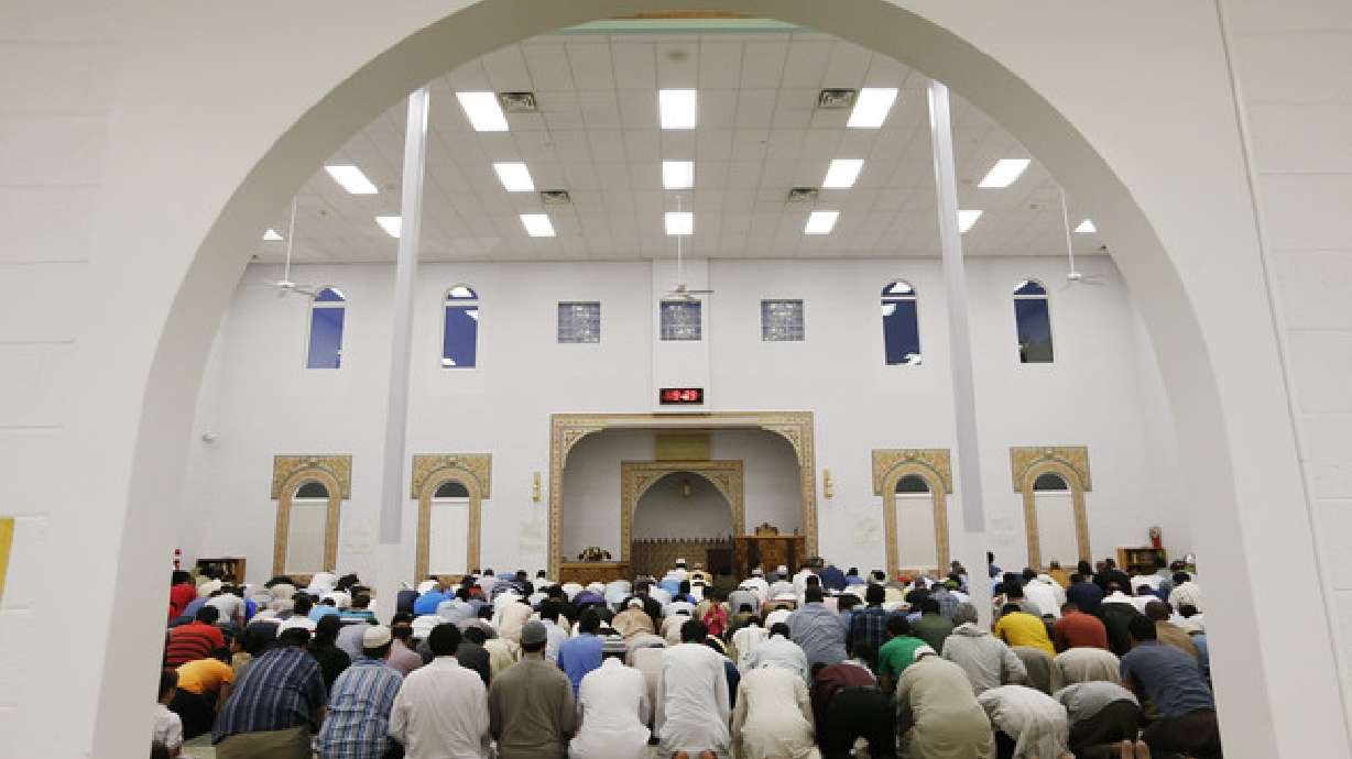 Muslims say outreach, service can combat stereotypes after Trump’s retweets