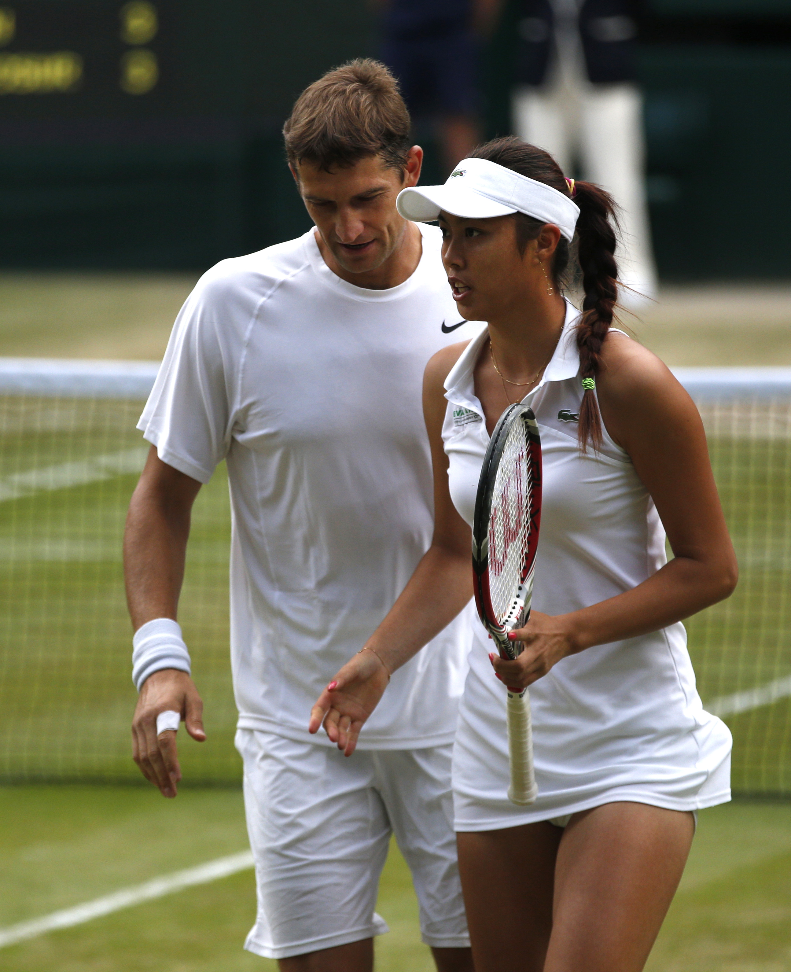 Zimonjic, Stosur win Wimbledon mixed doubles